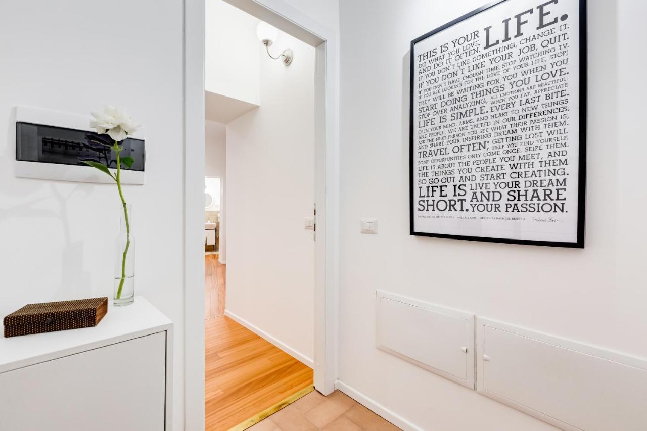 Lovely And Modern Nest Near The Colosseum ローマ エクステリア 写真